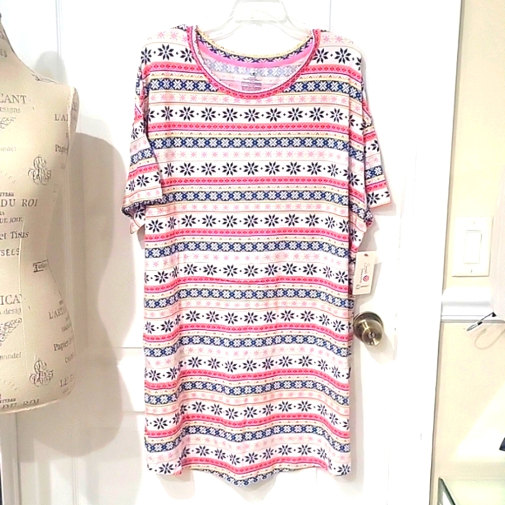 NWT Sleepshirt size L/XL